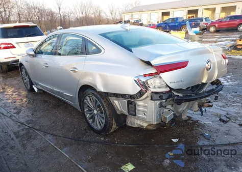 2017 Buick Lacrosse Essence из США, поврежденный, VIN 1G4ZP5SS3HU135701